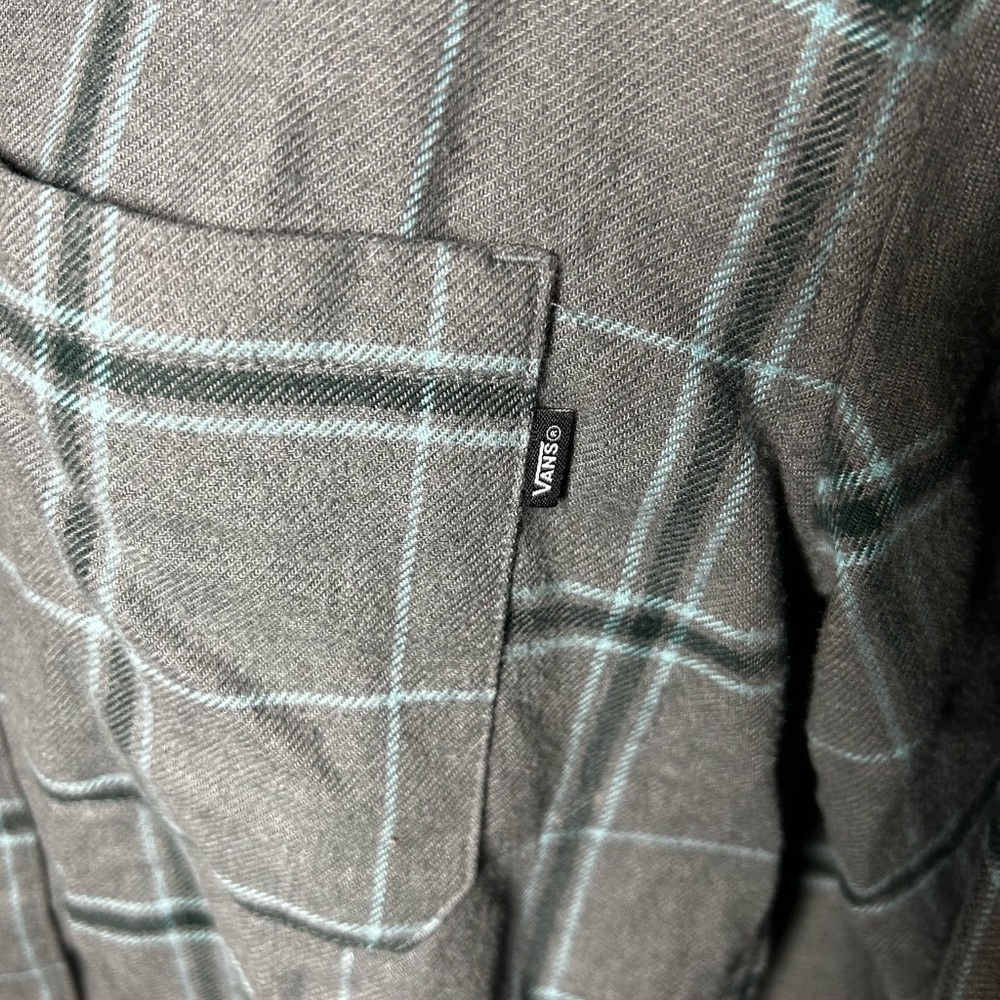 Women’s vans off the wall flannel